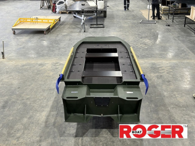 Моторная лодка ПНД ROGER Prizma 4500 (малокилевая)