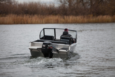 Моторная лодка Салют 480 NEO Fish