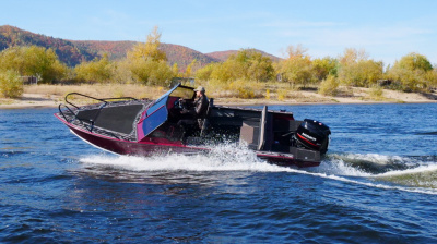 Моторная лодка Салют 585 BD (BowDeck)