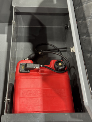 Моторная лодка РИБ ROGER Gelium 4300 (высокий борт, пластиковый конус) комплектация Расширенная