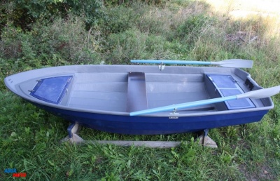Лодка «Мираж 320» (Буян)