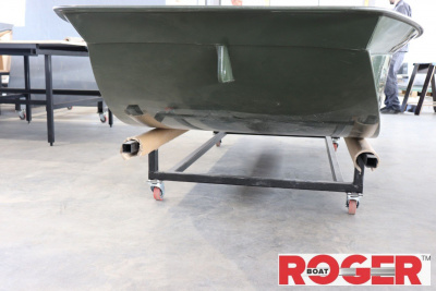 Моторная лодка ПНД ROGER Johnbot 3500 (бескилевая)