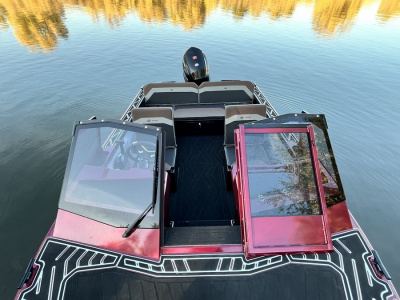 Моторная лодка Салют 585 BD (BowDeck)