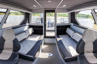 Катер REALCRAFT 700 Cabin