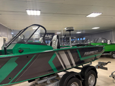 Лодка Волжанка X7 FishPro с доп.опциями