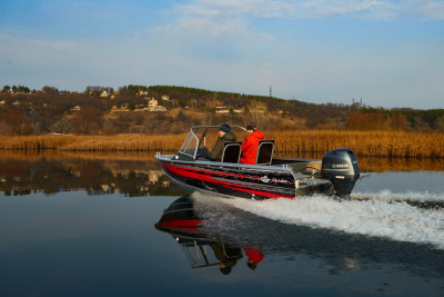 Моторная лодка Салют 460