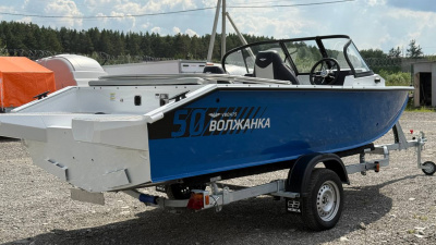 Лодка Волжанка 50 Фиш + доп