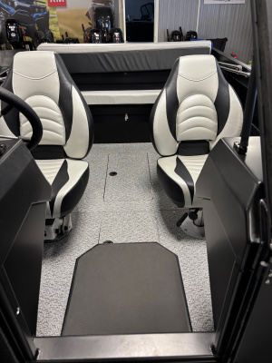 Лодка YAVA XL FISH с доп. опциями