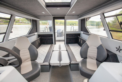 Катер REALCRAFT 700 Cabin