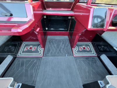 Моторная лодка Салют 585 BD (BowDeck)