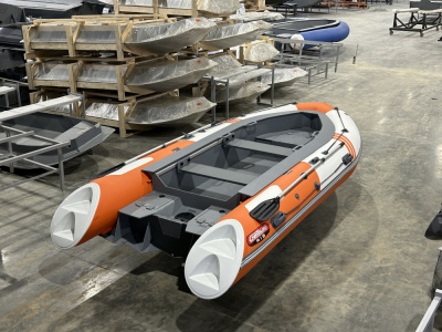 Моторная лодка РИБ ROGER Gelium 4300 (высокий борт, пластиковый конус)