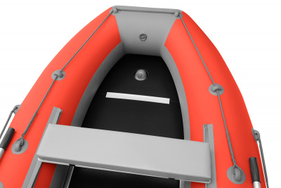 Моторная надувная лодка ПВХ ROGER Hunter Keel 3000