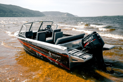 Моторная лодка Салют Realcraft 470