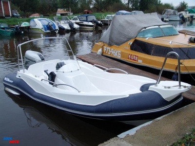 Надувная моторная лодка РИБ WinBoat R5